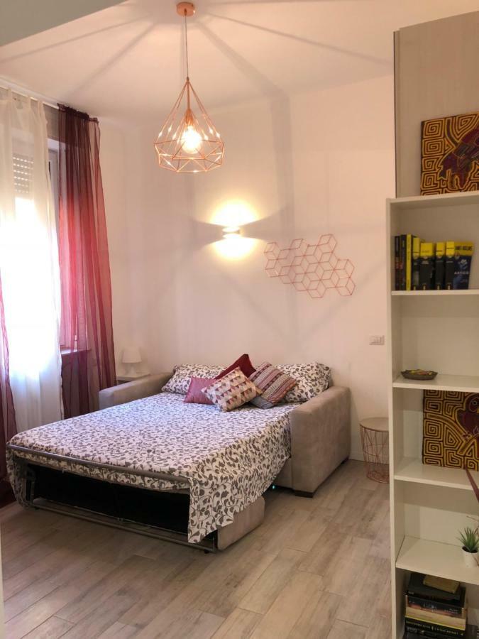 Joy House -Central City Near Metro Arco Della Pace Brera-Entire Apartment Perfect For Work & Play, Nightlife With Ac & Fast Wifi Welcome To The Cool Joy House! Milão Exterior foto